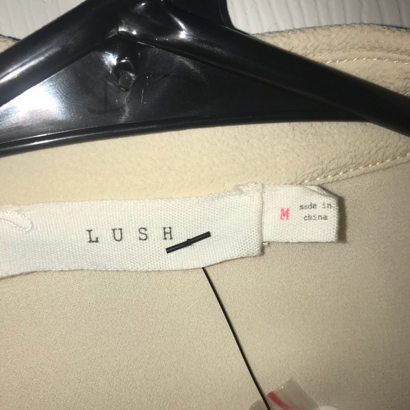 Cream Romper - Picture 4 of 4